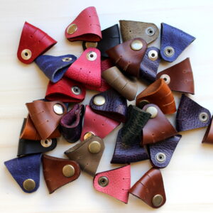 CLIPS ORGANIZADORES DE CABLES