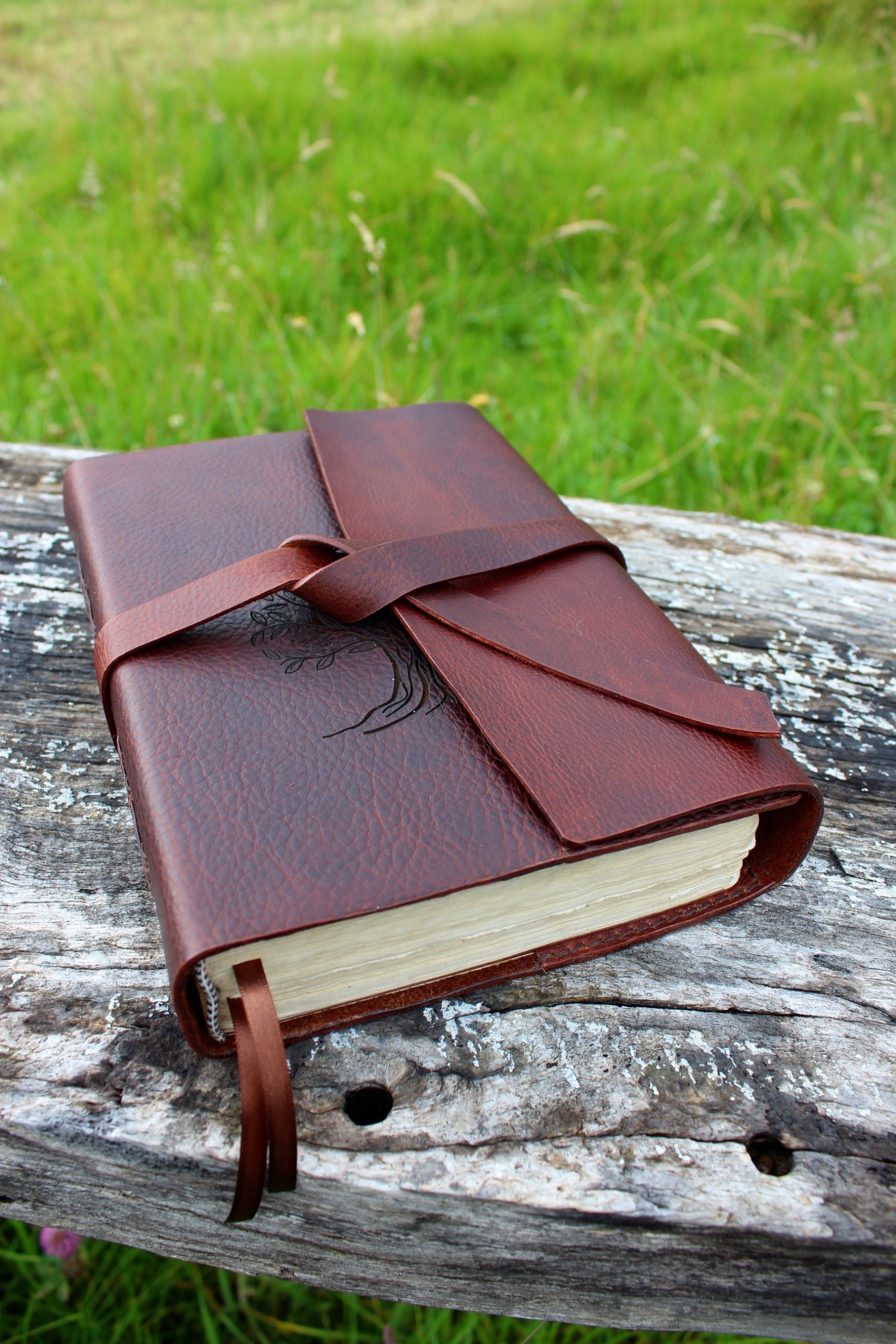 CUBIERTA JEREMÍAS BIBLIA GRANDE - Imagen 2